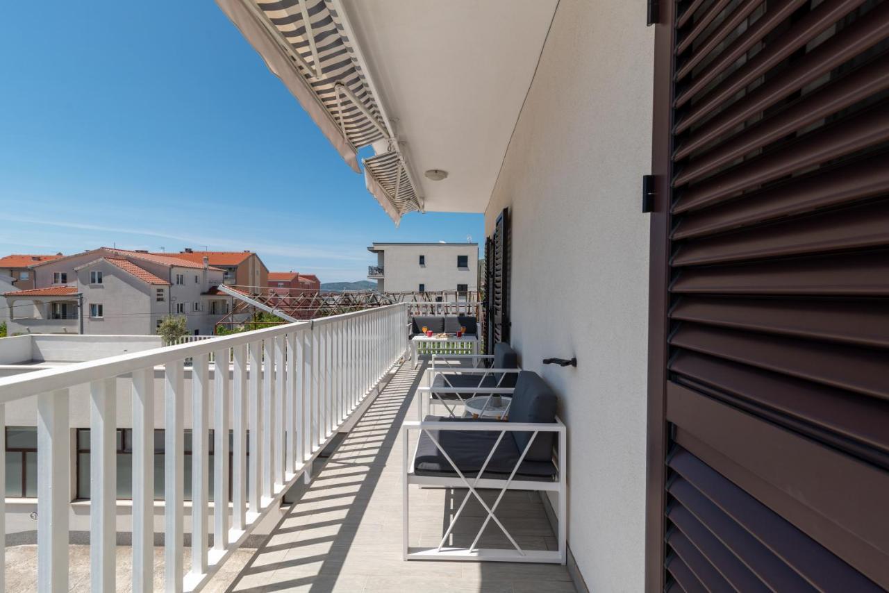 Apartmani Ville Vengo Trogir Exterior foto