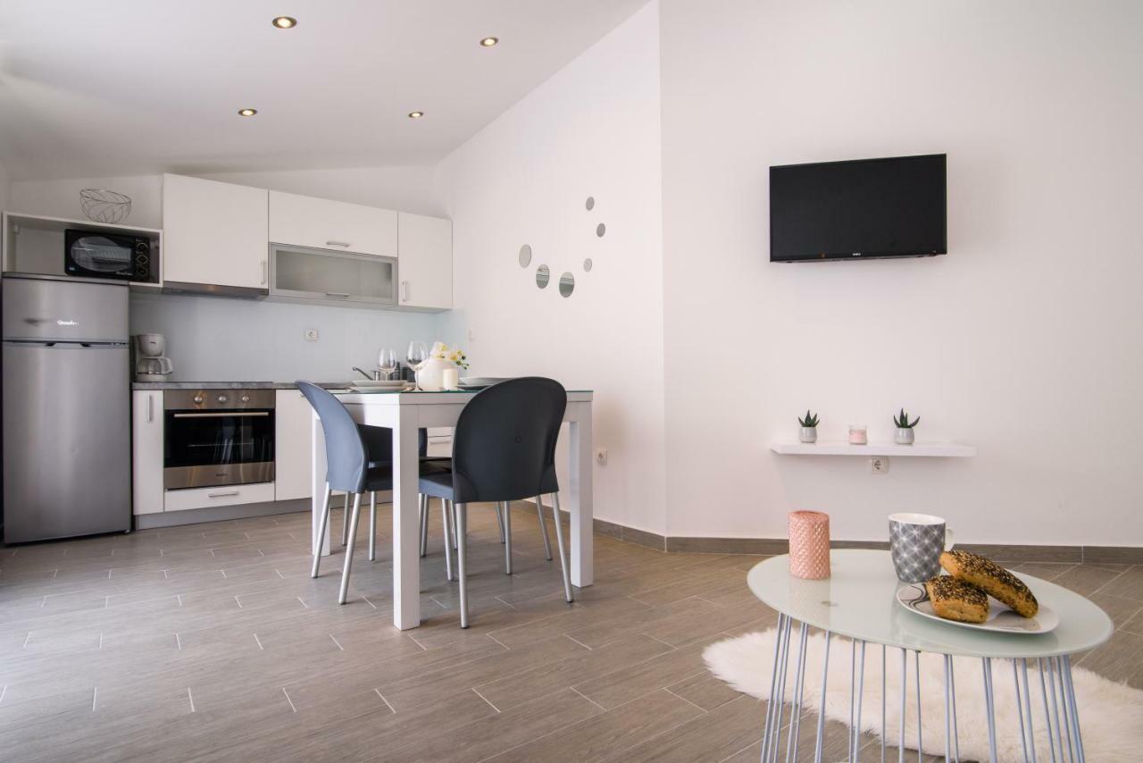Apartmani Ville Vengo Trogir Exterior foto