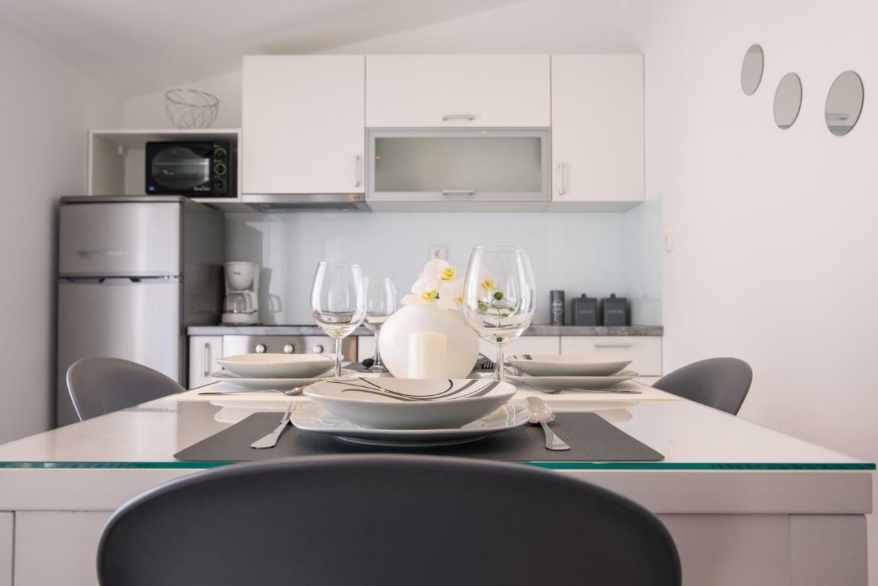 Apartmani Ville Vengo Trogir Exterior foto